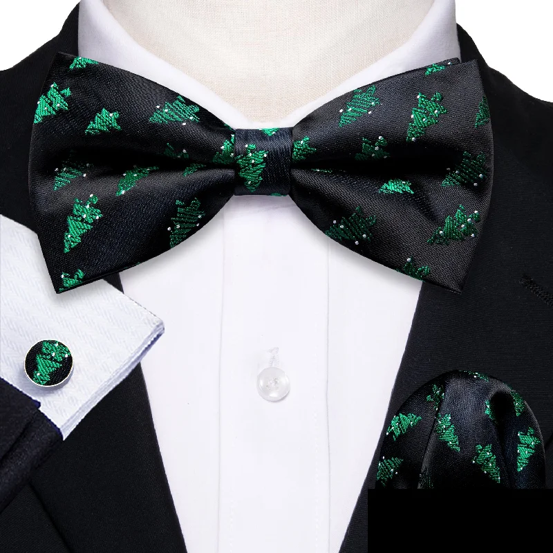 Black Green Christmas Tree Men's Pre-tied Bowtie Hanky Cufflinks Set