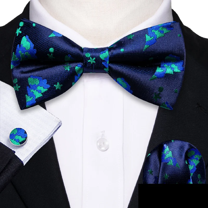 Blue Green Christmas Tree Men's Pre-tied Bowtie Hanky Cufflinks Set