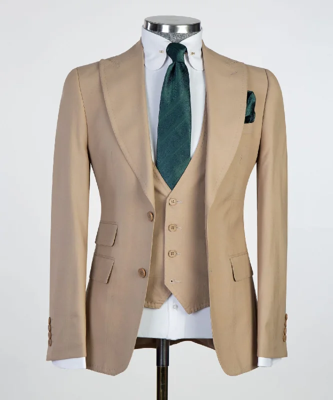 Three-Pieces suit